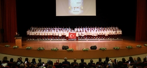 NEVÜ'de geleceğin hemşireleri üniformalarını giyerek mesleğe ilk adımı attı