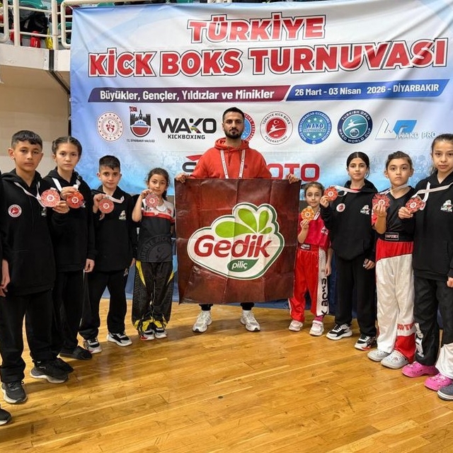 Gedik Piliç'in desteğiyle gelen büyük başarı: Türkiye Kickboks Şampiyonası...