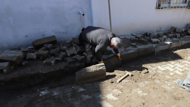 Nazilli'de yol bakım ve onarım çalışmaları sürüyor