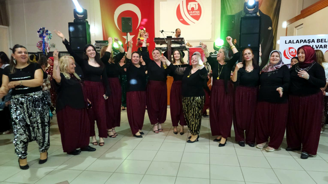 Edirneli kadınlar, Şalvar Gecesi'nde eğlendi