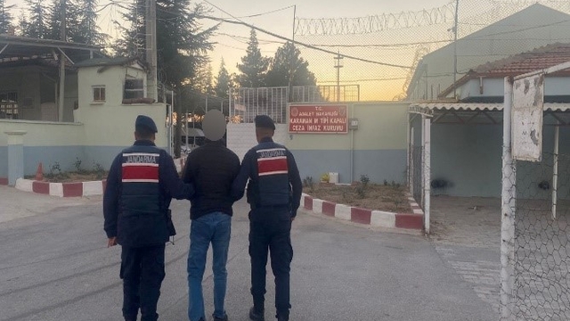 Karaman'da çeşitli suçlardan aranan 64 şüpheli yakalandı