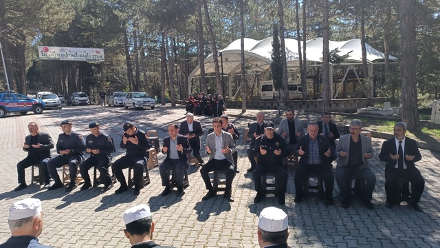 Şehit Ali Topkaraoğlu, Tosya'da kabri başında anıldı