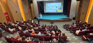 Sakarya'da "Otizmi Anlamak" paneli düzenlendi