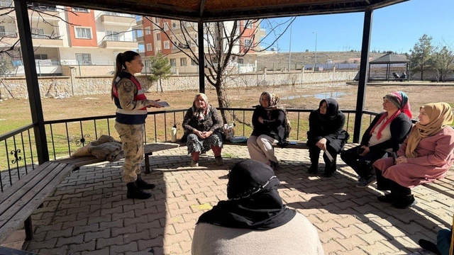 Mardin'de anneler madde bağımlılığı konusunda bilgilendirildi