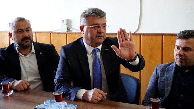 Alkan, başkanlık seçimleri çalışmalarına baba ocağından start verdi
Antalya Esnaf ve Sanatkarlar Odaları Birliği (AESOB) Başkan adayı Mehmet Ali Alkan:
"Biz, esnafımızın sorunlarının farkındayız, sorunlarının neler olduğunu biliyoruz"