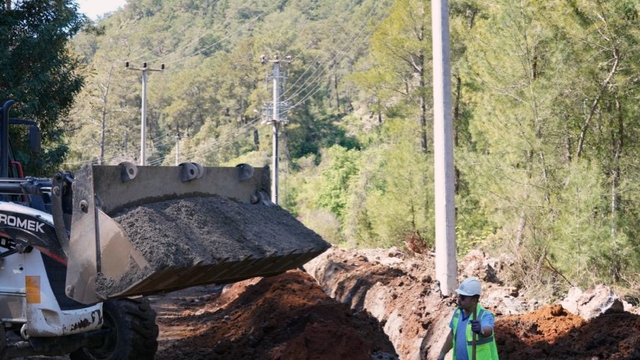 3 bin 800 metrelik su isale hattı yenilendi