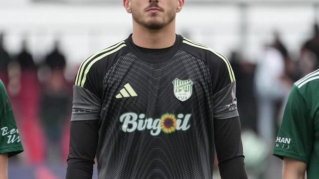 12 Bingölspor kalecisi Oğuzhan Çelik: "Şampiyonluğu daha erken ilan edebilirdik"