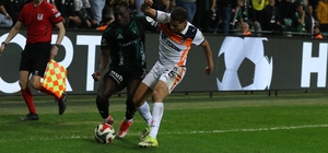 Trendyol Süper Lig: Kocaelispor: 0 - Başakşehir: 0 (Maç Sonucu)