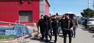 Akademisyen, meslektaşlarını ve esnafı sahte evrakla 521 milyon TL dolandırdı; 12 gözaltı (2)