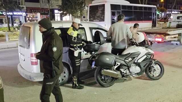 Edirne'de asayiş ve trafik uygulaması