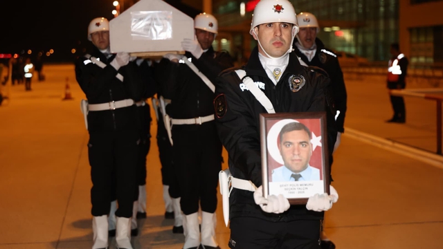 Şehit polis Seçkin Yalçın'ın cenazesi, memleketi Elazığ'a getirildi