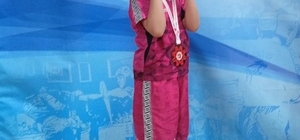 8 yaşındaki demir yumruk Nebahat Eda’dan gururlandıran başarı