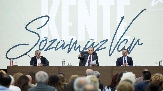 Mersin'de 'Kent Katılımı Buluşmaları' başladı, Seçer projeleri anlattı
"Mersin 7 yılda çok önemli bir ivme kazandı"
"Kamu yararı önceliğimiz"