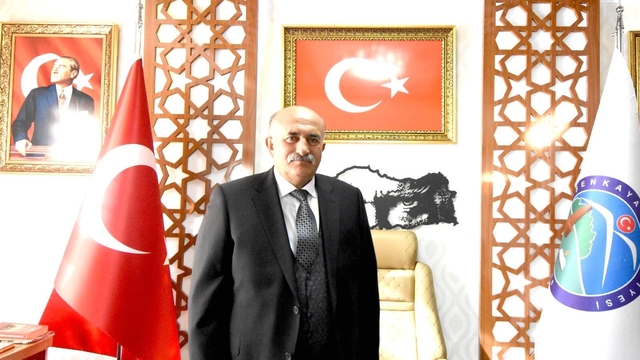 Başkan Özcan'dan Şenkaya'nın 108'nci kurtuluş yıl dönümü mesajı