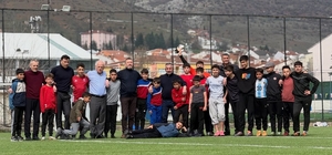 İl Başkanı Yıldırım Gençlik Merkezi'nde gençlerle buluştu