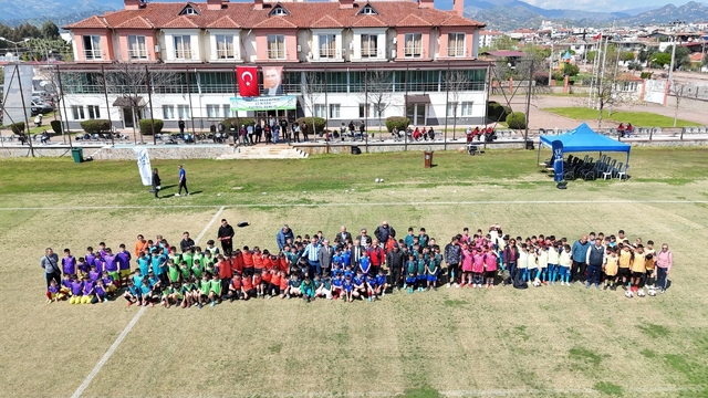 Nazilli'de 23 Nisan coşkusu futbol turnuvasıyla başladı