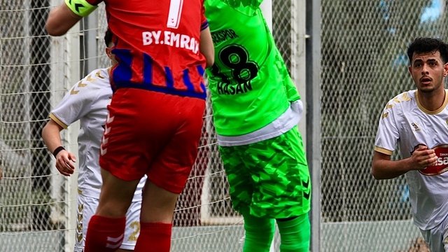 Kocasinan Şimşekspor evinde lidere farklı kaybetti