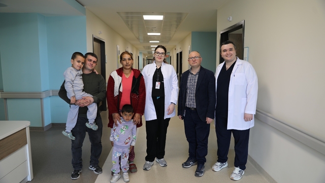 Kütahya'da 4 yaşındaki hastaya umut olan başarılı beyin ameliyatı