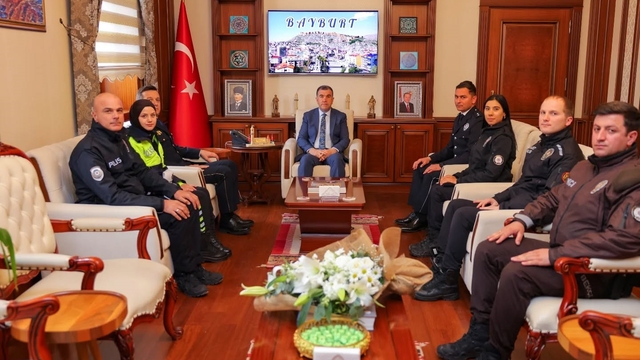 Bayburt'ta Polis Haftası ziyareti