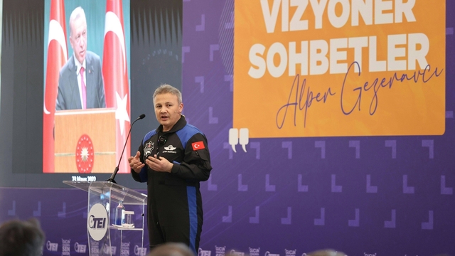 TEI, Vizyoner Sohbetler'de ilk Türk astronot Alper Gezeravcı'yı ağırladı