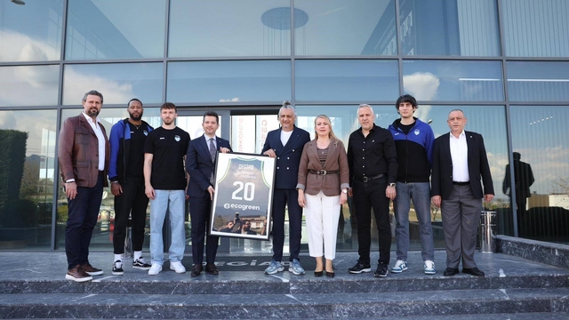 Başkan Doğan; "Eğitime ve öğrencilerimize her zaman destek olacağız"
Merkezefendi Belediyesi eğitime destek olmaya devam ediyor