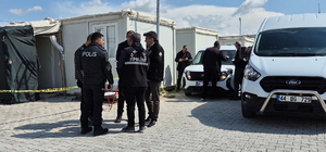 Dini nikahla birlikte yaşadığı kadın ile eniştesini tabancayla yaraladı