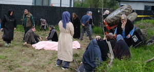 Devrilen traktörün sürücüsü hayatını kaybetti