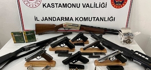 Kastamonu'da çok sayıda silah ele geçirildi: 7 gözaltı