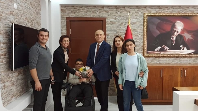 Kaymakam İlhan engellileri ağırladı