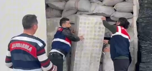 Antalya'da kaçak kozmetik üretimi yapılan depoya baskın: 65 milyon liralık sahte ürün ele geçirildi