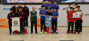 Aliağalı oryantiring sporcuları şampiyonadan 6 dereceyle döndü