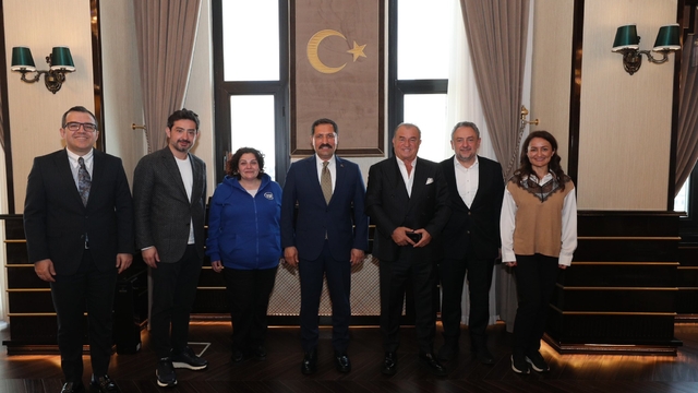 Teknik direktör Fatih Terim, Hatay Valisi Mustafa Masatlı'yı ziyaret etti