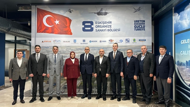 AK Parti'li Gürcan, Eskişehir'de organize sanayi bölgesindeki kuruluşları ziyaret etti