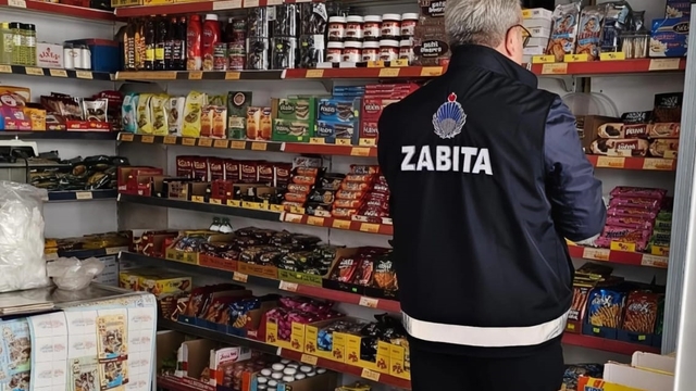 Malatya'da bakkallara son kullanma tarihi geçmiş ürün denetimi