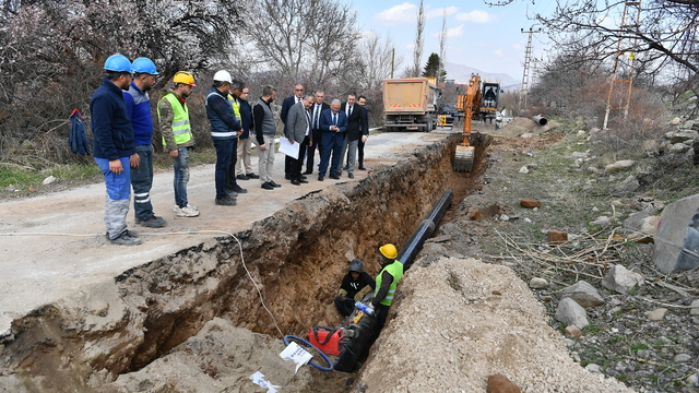 Başkan Büyükkılıç, Hacılar'daki KASKİ çalışmalarını inceledi