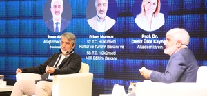 Erkan Mumcu: Türkiye, 'etkin tarafsızlık' politikasıyla saygınlık kazandı