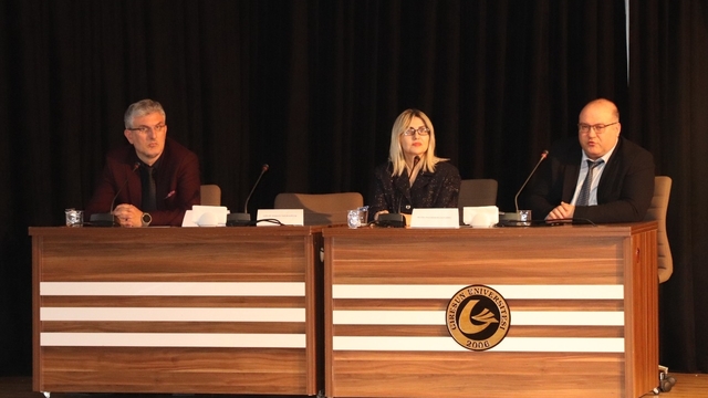 Giresun'da kanser farkındalık sempozyumu düzenlendi