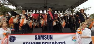 Atakum Cumhuriyet Kadınları Bandosu, festivale damga vurdu