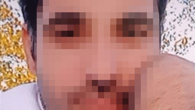 Eşini ve akrabasını ağır yaralamıştı: Mağdur kadın kezzap tehdidini anlattı
"Eşim beni, "Senin suratını kezzap dökerek yakarım, insan içine çıkamaz hale gelirsin' diyerek tehdit etmişti"
Karısını ve akrabasını ağır yaralayan sanık: "Eşim benden boşanmak istemiyor"
Sanık M.S.B.: "Eşim N.B. beni dövdü"