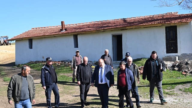 Başkan Hamamcı Dutluca Mahallesi'nde incelemelerde bulundu