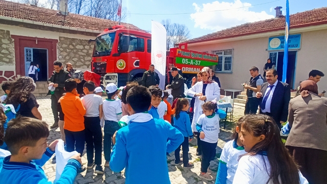 Yeşilyurt'ta fidan dikim etkinliği düzenlendi