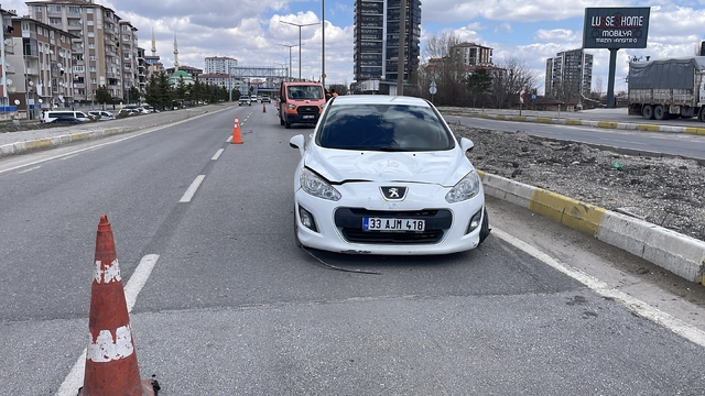 Otomobil çarpan kız çocuğu ağır yaralandı