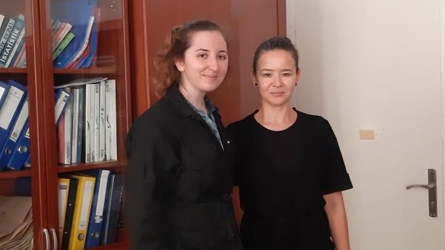 Depremde kaybettiği öğrencisinin yüksek lisans tezini yayınladı
Anadolu Üniversitesi Eğitim Fakültesi Matematik Eğitimi Anabilim Dalı Dr. Öğr. Üyesi Betül Barut;
"Yayını, Fatmanur'un ismini ve emeğini yaşatmak için gerçekleştirdim"