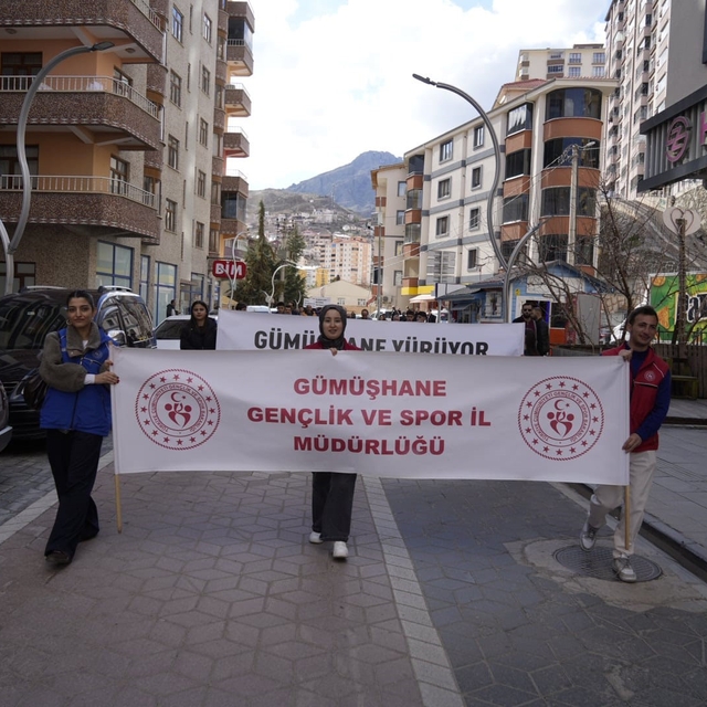 Gümüşhane'de obeziteye dikkat çekmek için yürüdüler