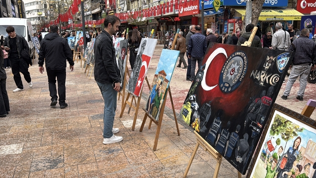 Karabük'te İl Emniyet Müdürlüğü tanıtım standı açıldı
