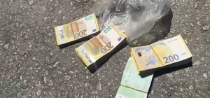 Eski SGK müdürü ve 2 başmüfettişin yargılandığı davada müştekiden dikkat çeken ifade: "Düpedüz rüşvet istiyorlar" Hastane Yönetim kurulu Başkanı H.U.: "Personelin parasını döviz yaptırıp bunlara verdik" Sanık Erdoğan Ö.: "Kendilerinin ticari faaliyetleri sebebiyle 2 ticari erbabının alacak verecek ilişkisi kaynaklı biz kamu görevimizi yapmadık. Yargılanması gereken biz değil, onlardır"