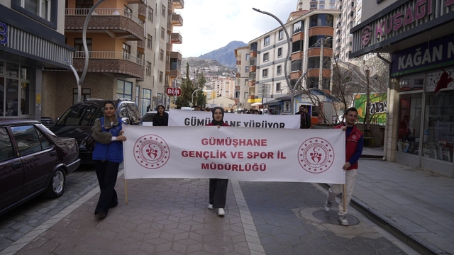 Gümüşhane'de obeziteye dikkat çekmek için yürüdüler