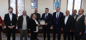 Milli Eğitim Bakanı Tekin, Gaziantep'te cemevi ziyaretinde bulundu