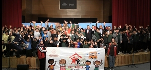 Edirne'de çocuklara doğa sevgisi sahne üzerinden aktarıldı Edirne'de çevre farkındalığı tiyatro ile anlatıldı