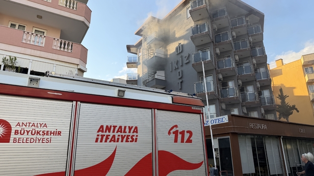 Antalya'da otelde çıkan yangın söndürüldü
